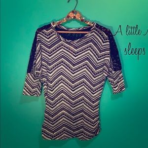 No boundaries light teal and black shirt